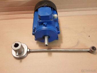 Elektrický motor & ojnica - 2