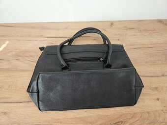 Čierna taska/kabelka - 2