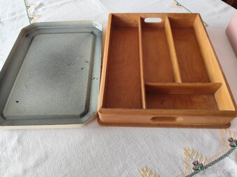 Predám drevený pribornik - 2