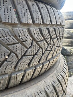 205/60 R16 zimne Dunlop - 2