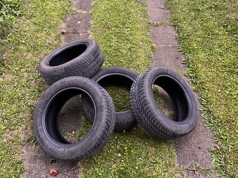 Zimne pneumatiky Debica 205/55/r16 - 2