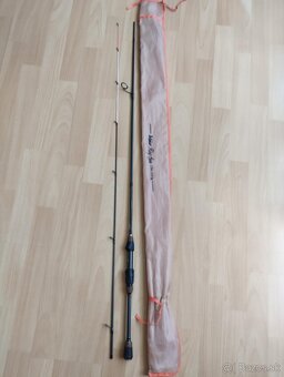 prívlačový prút Delpin King Spin - 2