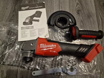 Bruska Milwaukee M18 FSAG115X 115mm s posuvným spínačem - 2