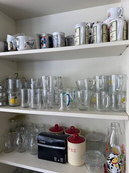 Hrnčeky, šálky, podšálky a taniere – 1,50 €/kus - 2