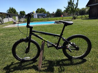 Predám Freestyle Haro Leucadia Black - 2