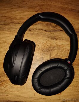 Sony WH-1000XM4 - 2