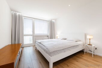 Krásny svetlý zrekonštruovaný 1-izbový byt - Trieda SNP - 2