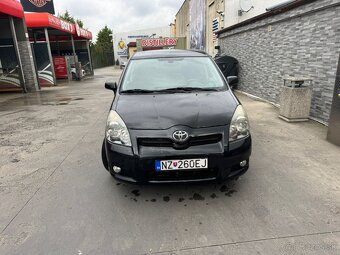 Toyota Corolla Verso 2.2D - 2
