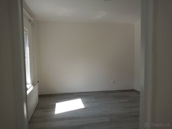 dom nedaleko centra Kosic + BONUS - 2