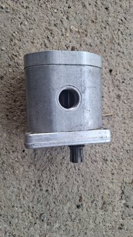 Hydraulicke čerpadlo 25l - 2