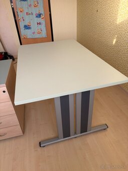 Kancelársky stôl - 2