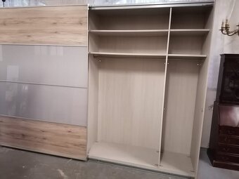 satnikova skrina - 2