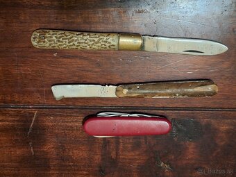 Staré vreckove nožiky - 2