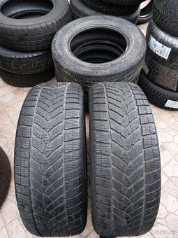 235/55 R19 Goodyear Ultragrip SUV (zimné) - 2
