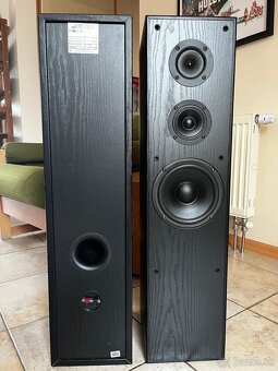 Domace kino Yamaha / Jamo - 2