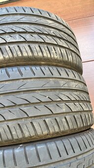 Letné pneu 245/45 r18 - 2