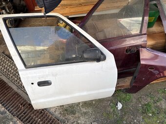 Dvere blatník kapota - 2