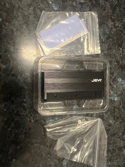 Chladič na M.2 SSD disk - 2