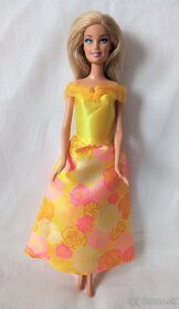 Krásne dlhé šaty pre Barbie viac druhov - 2