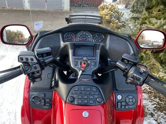 Honda Goldwing GL 1800 - 2