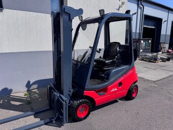 Vysokozdvižný vozík Linde 2t., LPG - 2