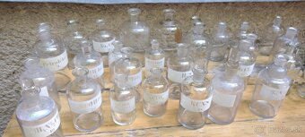 Chemické laboratorne sklo - 2