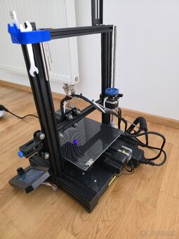 Predám 3D tlačiareň Ender 3 V2 – upravená, výborný stav
- 2