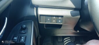 Suzuki SX4 cross hybrid - 2