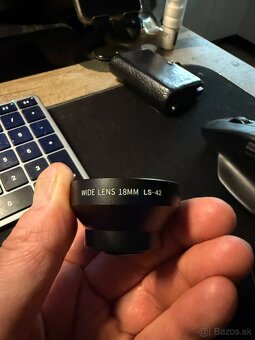 NEEWER LS-42 18mm HD 100° Wide Angle Lens for 17mm Iphone - 2