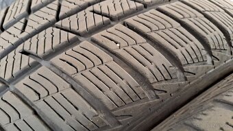 Predám 4ks jazdené zimné 205/60r16-96H Barum - 2