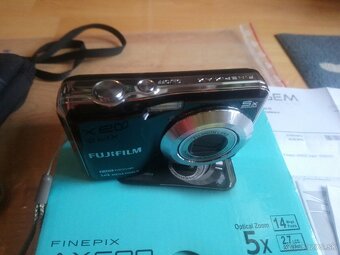 Fujifilm FinePix AX600 Black 14MP,5x zoom,33-165 mm,2,7" - 2