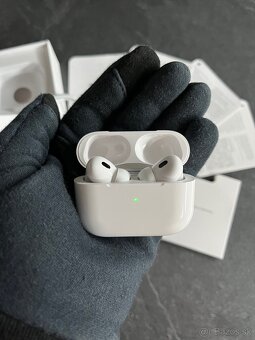 Apple - AirPods Pro 2 - 2