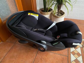 Autosedačka - vajíčko Cybex cloud G i-size gold Maxic black - 2