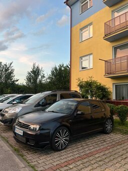 Golf 4 - 2