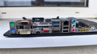 GIGABYTE GA-H110M-S2HP (Socket 1151) - 2