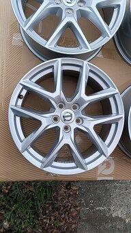 disky 5x108 mm R18 VOLVO - 2