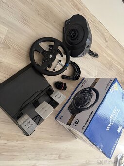 Predám Volant Thrustmaster T300 RS a 3-pedále - 2