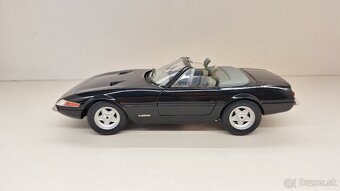 1:18 FERRARI GTB/4 CABRIO - 2