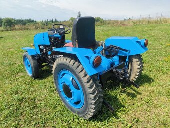 Malotraktor škoda 1202 v3s - 2