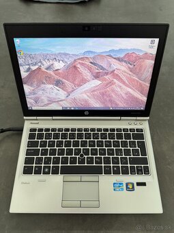 HP EliteBook 2570p + 2 funkčné HP dockovacie stanice - 2