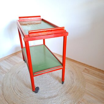 Servírovací stolík - 2