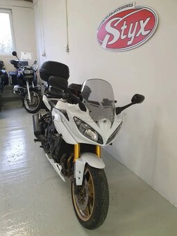 Yamaha FZ8 - 2
