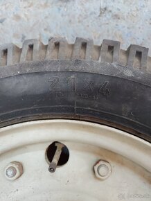 Koleso 21x4 vlečka - 2