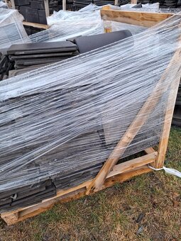 Predám škridľu terran zenit Evo cena 0,50 - 2