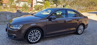 VW JETTA Highline 2,0 tdi 103kw r.v 2011 - 2