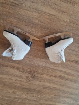 Dievčenské korčule EU28 - 2