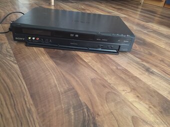 Predám Sony DVD - 2
