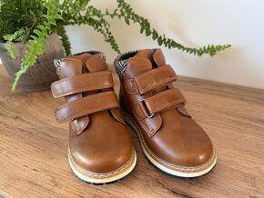 Chlapčenské prechodne topanky, vel.25 - 2