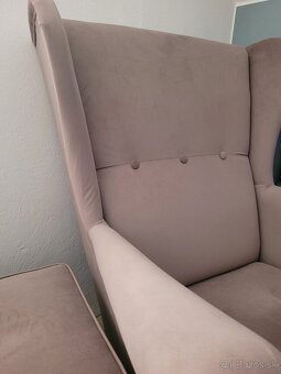 Kreslo ušiak s taburetkou - 2