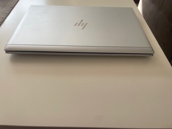 Paradný HP EliteBook 830 G7 - 2